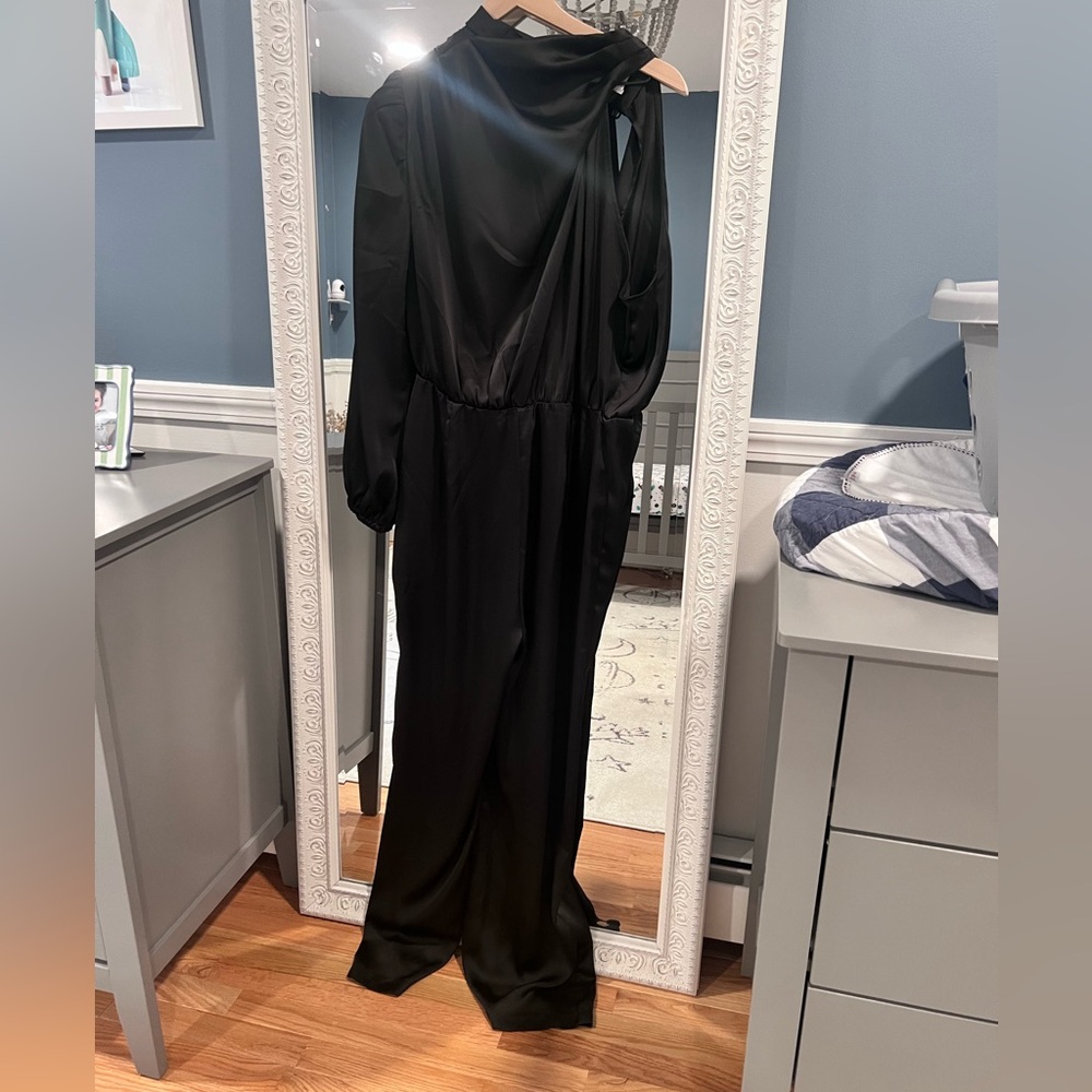 Black One Shoulder Jumper